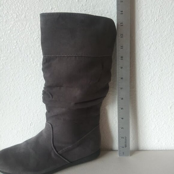 St. John's Bay Kellman women's size 7.5 gray slouch boots - Picture 10 of 11